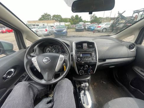 Used 2015 Nissan Versa Note SV FWD image 13