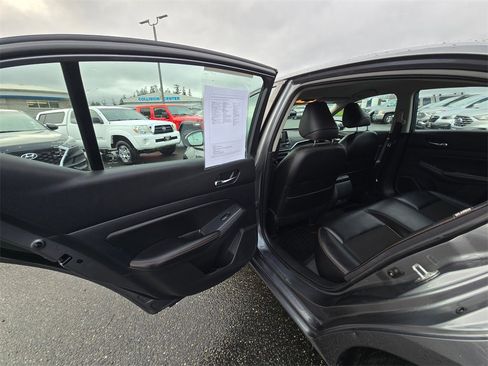 Used 2020 Nissan Altima 2.5 SR image 10