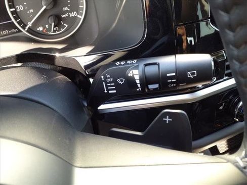 New 2025 Nissan Pathfinder SV image 25