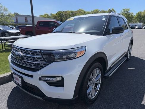Used 2021 Ford Explorer Limited w/ Equipment Group 301A AWD/4WD image 1