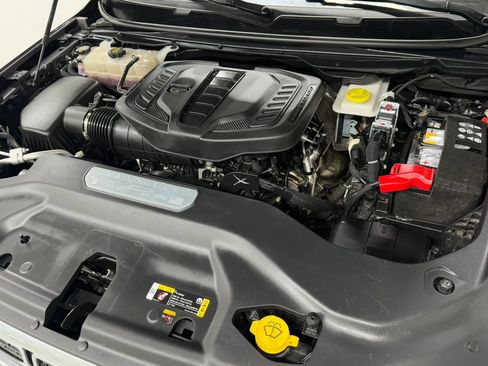 Used 2024 Jeep Wagoneer Series II w/ Flexible Seating Group image 61