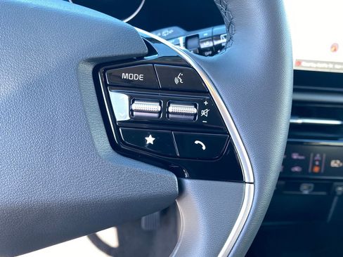 New 2025 Kia Niro Wind image 15