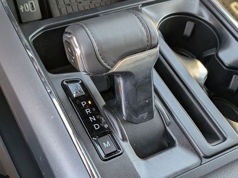 Used 2025 Ford F150 Lariat w/ Equipment Group 502A High image 22