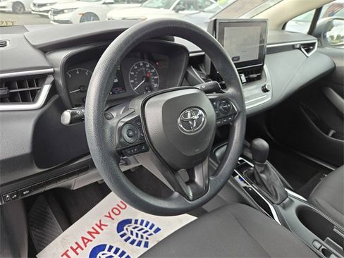Used 2023 Toyota Corolla LE image 13