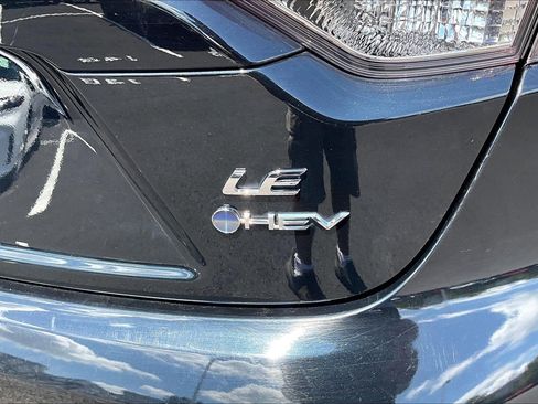 Used 2025 Toyota Corolla LE FWD image 8