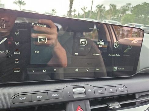 New 2025 Kia K4 EX image 17