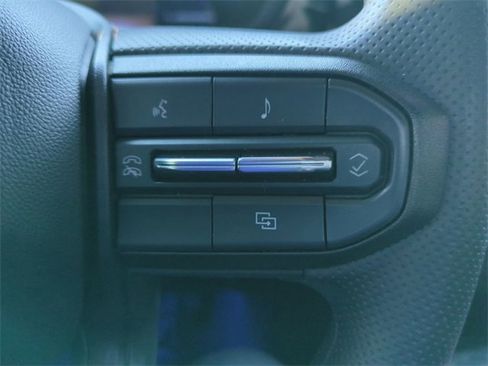 Used 2023 Chevrolet Colorado Trail Boss w/ Technology Package image 24