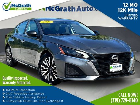 Used 2025 Nissan Altima 2.5 SV FWD image 1