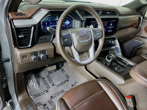 Used 2023 GMC Sierra 1500 Denali image 9