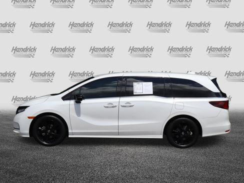 Used 2024 Honda Odyssey Sport image 6