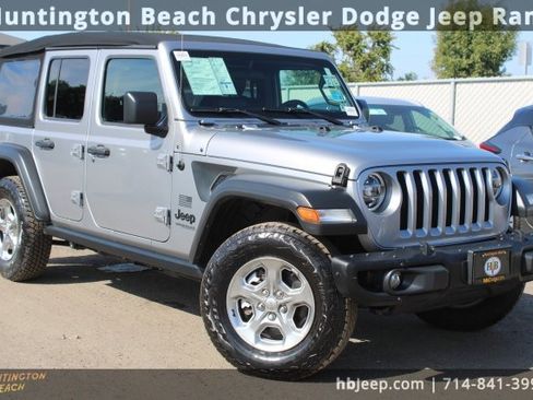 Used 2021 Jeep Wrangler Unlimited Sport image 1