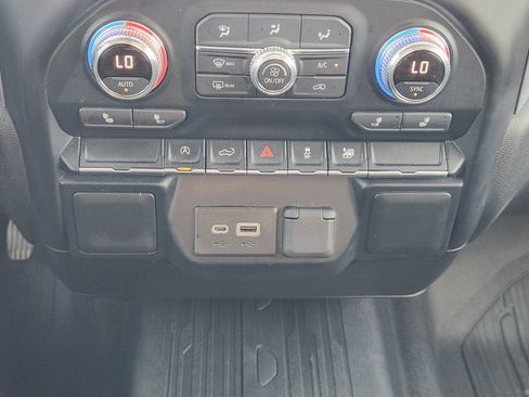 Used 2021 GMC Sierra 1500 Elevation RWD image 18