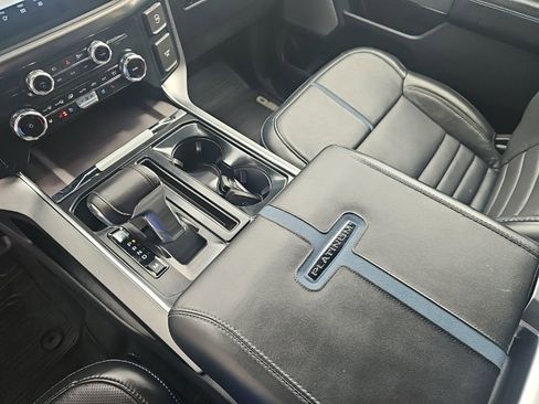 Used 2025 Ford F150 Platinum AWD/4WD image 20