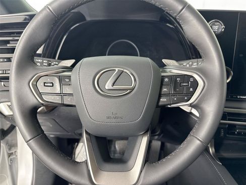 Used 2024 Lexus RX 350 FWD w/ Technology Package image 16