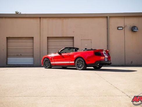 Used 2011 Ford Mustang Shelby GT500 w/ SVT Performance Pkg image 22