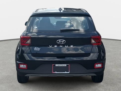 New 2026 Hyundai Venue SE FWD image 6