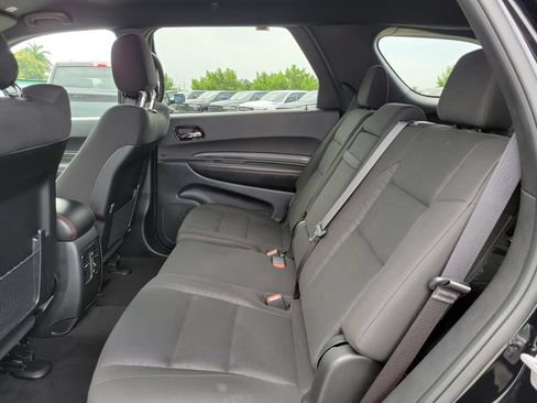 Used 2025 Dodge Durango GT RWD image 17