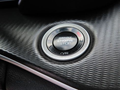 Certified 2024 Jeep Grand Cherokee Altitude image 10