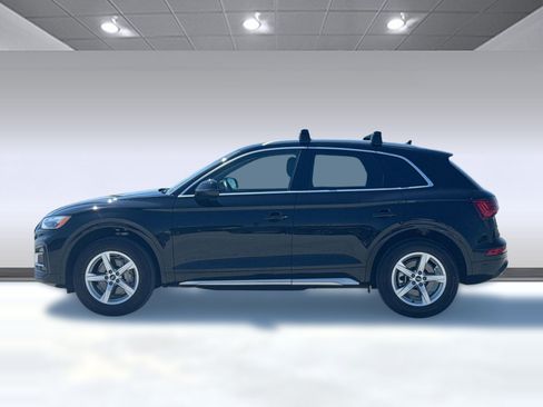 Certified 2023 Audi Q5 Premium w/ Convenience Package AWD/4WD image 2