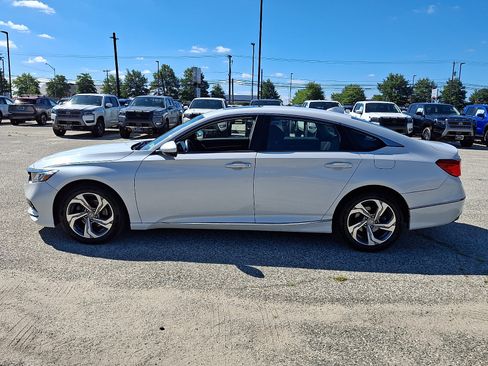 Used 2018 Honda Accord EX image 4