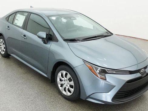 New 2026 Toyota Corolla LE FWD image 13