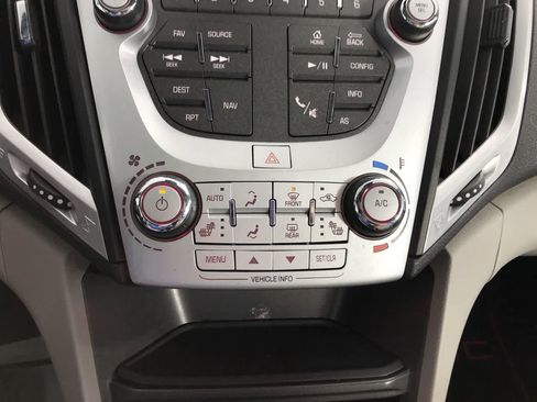 Used 2017 GMC Terrain SLT w/ Open Road Package image 18