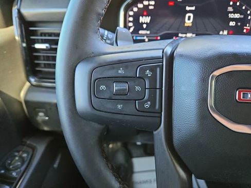 Used 2024 GMC Sierra 1500 AT4 w/ Technology Package AWD/4WD image 19