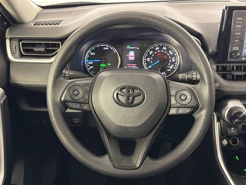 Used 2022 Toyota RAV4 XLE w/ Convenience Package AWD/4WD image 25