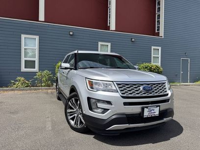 Used 2017 Ford Explorer Platinum