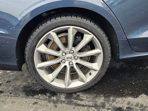 Used 2021 Volvo S60 T6 Momentum w/ Protection Package Premier image 8