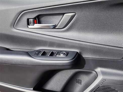 Used 2024 Toyota Prius Prime Premium image 6