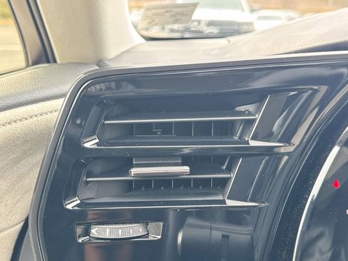 Used 2024 Lexus RX 450h AWD w/ Convenience Package image 22