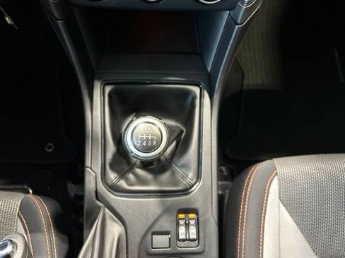 Used 2021 Subaru Crosstrek 2.0i Premium AWD/4WD image 97
