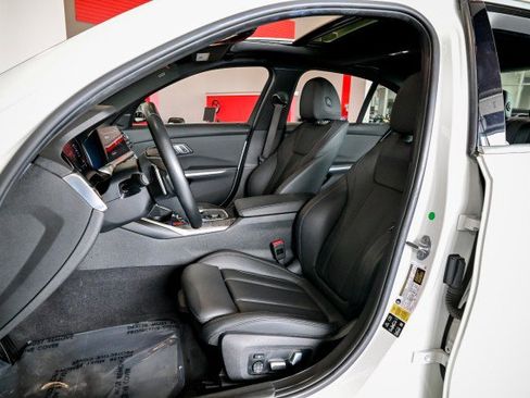 Used 2019 BMW 330i xDrive Sedan w/ Convenience Package image 15