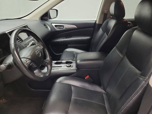 Used 2020 Nissan Pathfinder SL AWD/4WD image 17