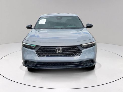 Used 2024 Honda Accord Sport image 2