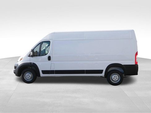 New 2026 RAM ProMaster 2500 w/ Convenience Group FWD image 3