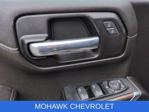 Used 2022 Chevrolet Silverado 1500 RST AWD/4WD image 23