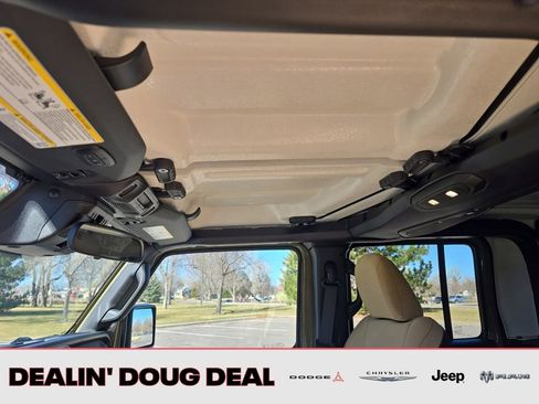 New 2026 Jeep Gladiator Willys AWD/4WD image 20