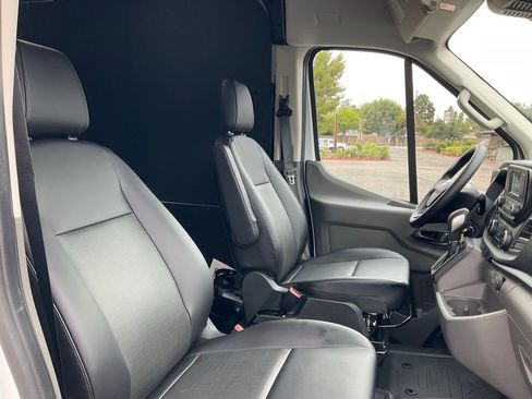 New 2025 Ford Transit 250 148 Medium Roof Extended AWD w/ Load Area Protection Package image 45