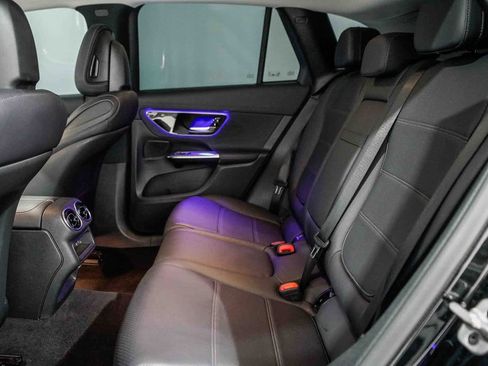 Used 2024 Mercedes-Benz GLC 300 4MATIC image 17