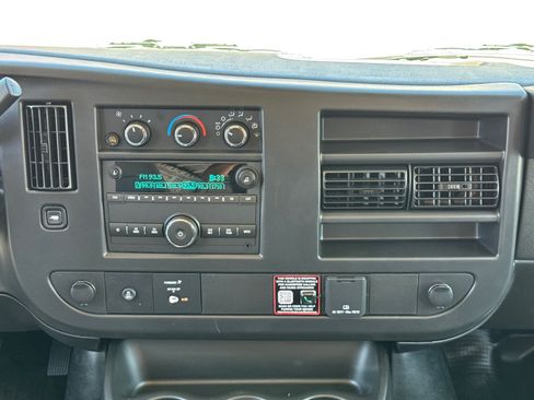 New 2026 GMC Savana 2500 Extended w/ Driver Convenience Package RWD image 26