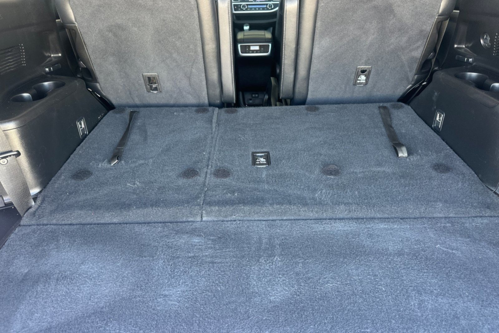 Certified 2018 Toyota Highlander SE w/ Protection Package #1 FWD image 15