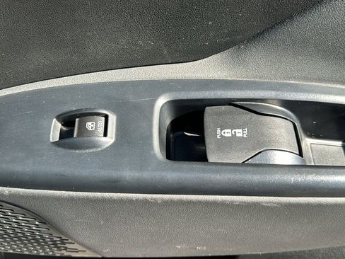 Used 2016 RAM ProMaster City Tradesman SLT w/ Rear Back-up Camera Group image 22