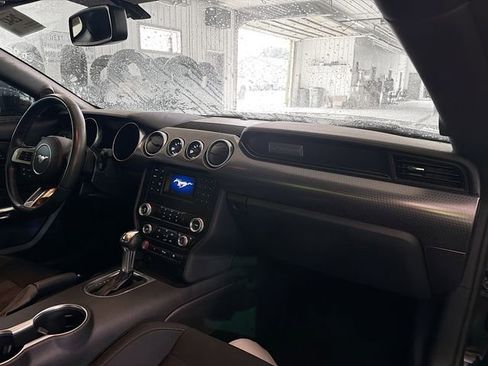 Used 2019 Ford Mustang GT w/ GT Performance Package RWD image 9