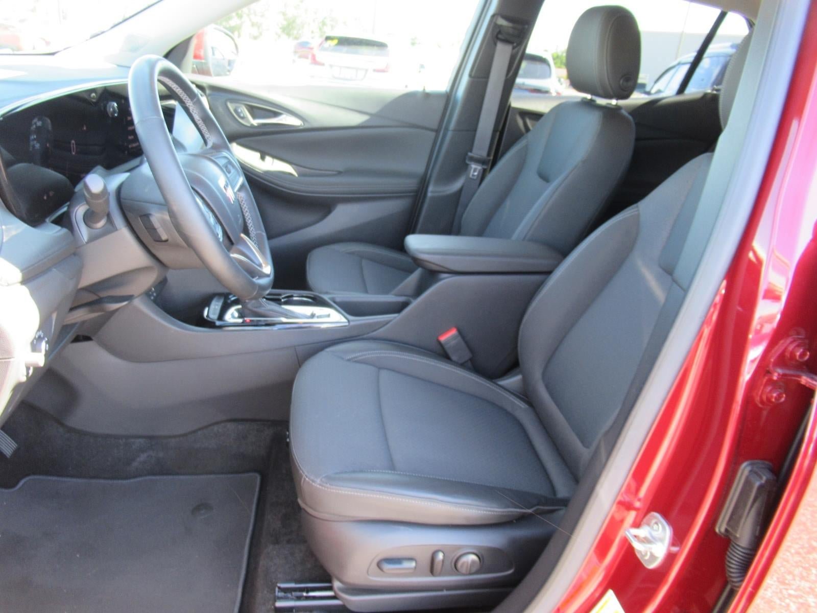 Used 2024 Buick Encore GX Preferred w/ Comfort Package FWD image 19