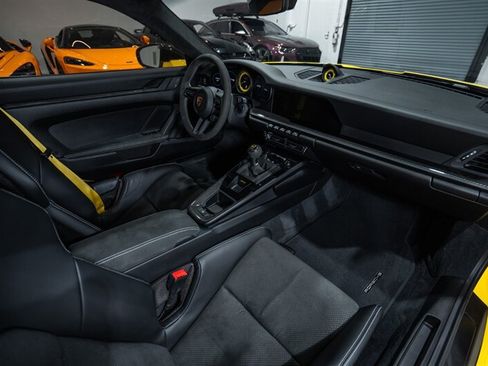 Used 2022 Porsche 911 GT3 RWD image 30