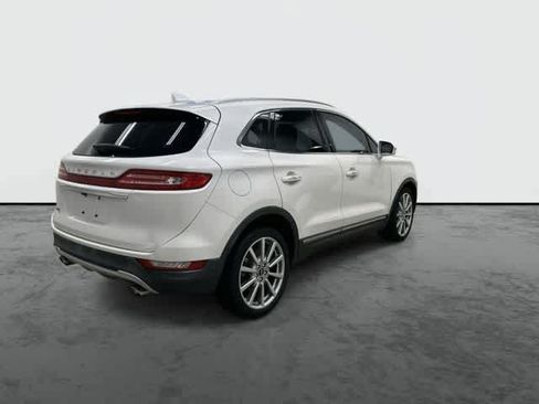 Used 2019 Lincoln MKC Reserve w/ MKC Climate Package FWD image 4