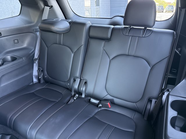 Used 2025 Honda Pilot TrailSport image 7