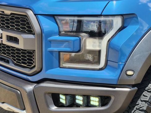 Used 2019 Ford F150 Raptor w/ Equipment Group 802A Luxury AWD/4WD image 9